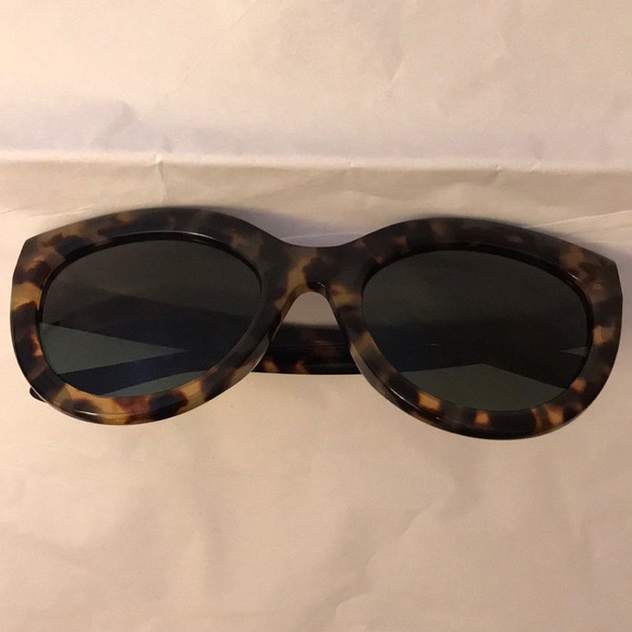 Balenciaga tortoise sunglasses-sold out - Picture 4 of 8